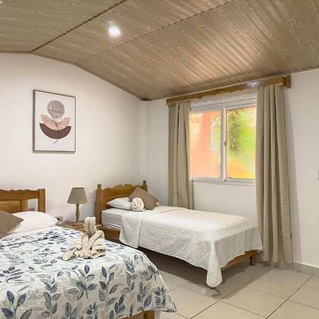 Hostal Familiar Rolo Santa Catalina Esterno foto